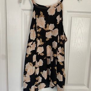 Torrid Floral Tank Top: Size: 2X